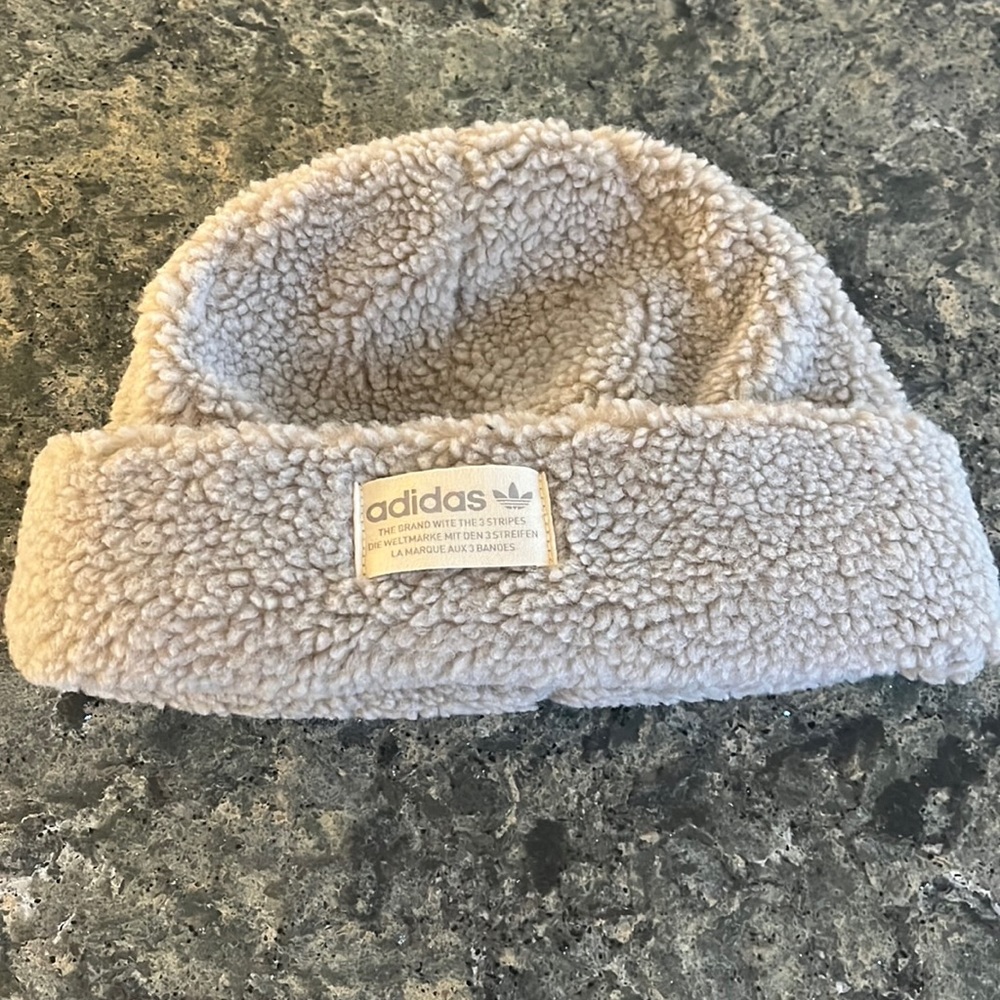 Adidas sherpa hat New
